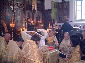 Remains of St. Nikolai honored at Hakodate church